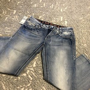 NWT Rock Revival capri